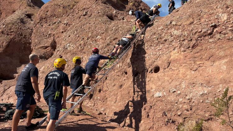 Injured hiker rescued from Papago Mountain