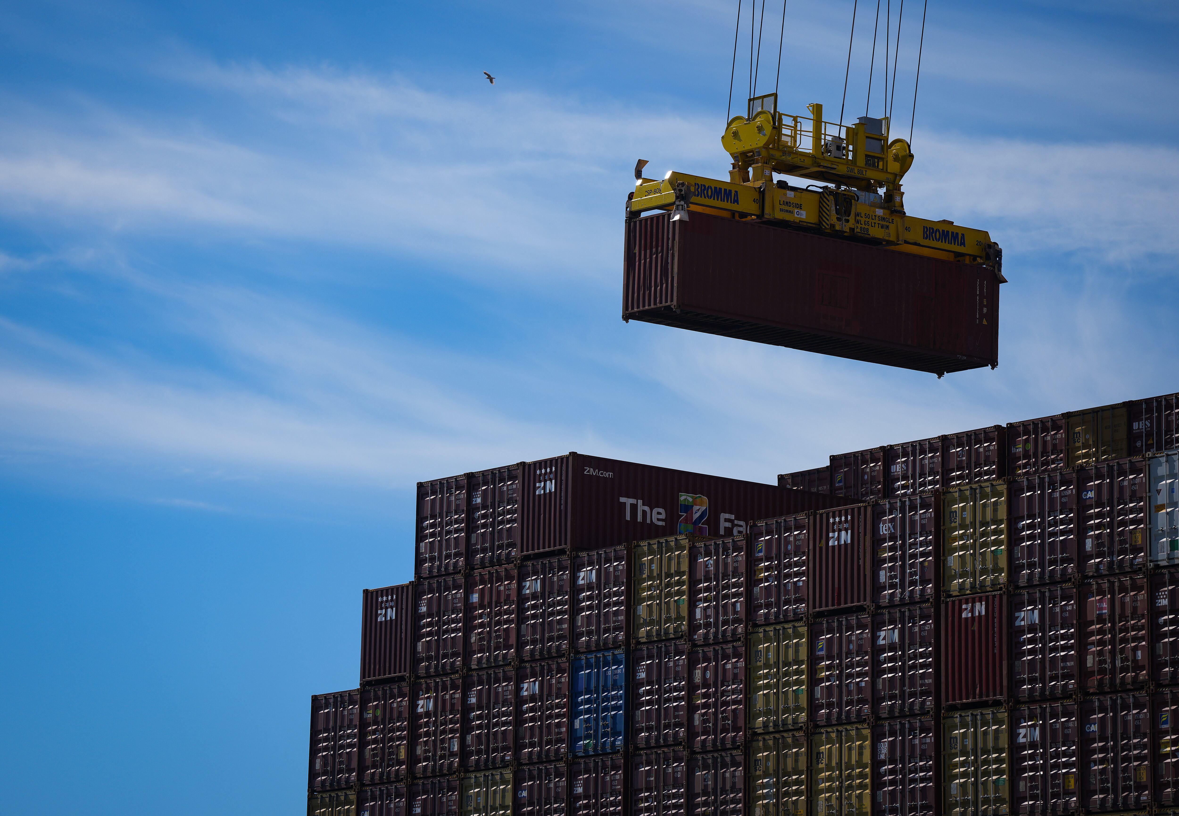 Canada’s economy grew 0.3% in May, coming in above expectations