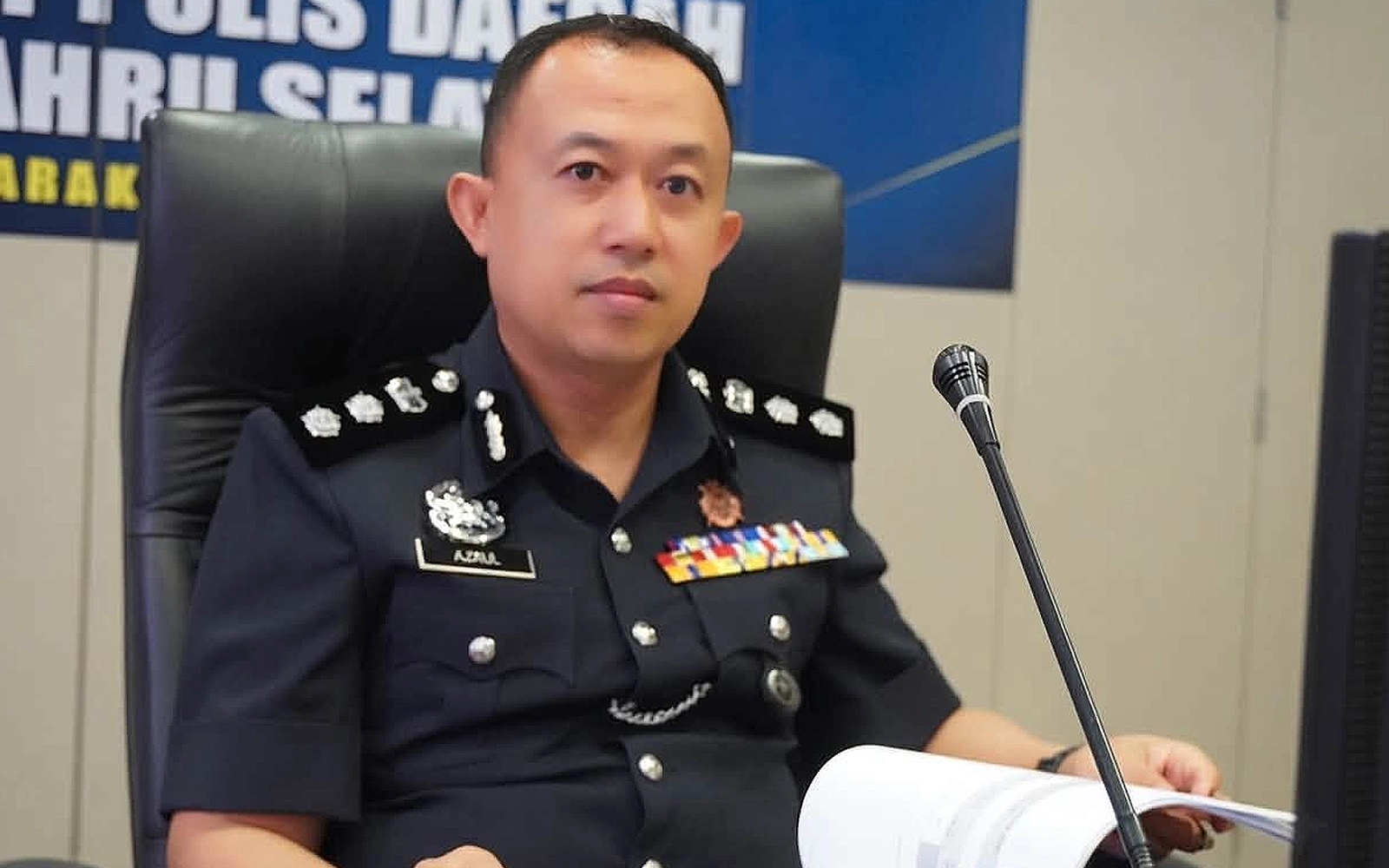 Cops seek e-hailing driver to identify man in video insulting Islam