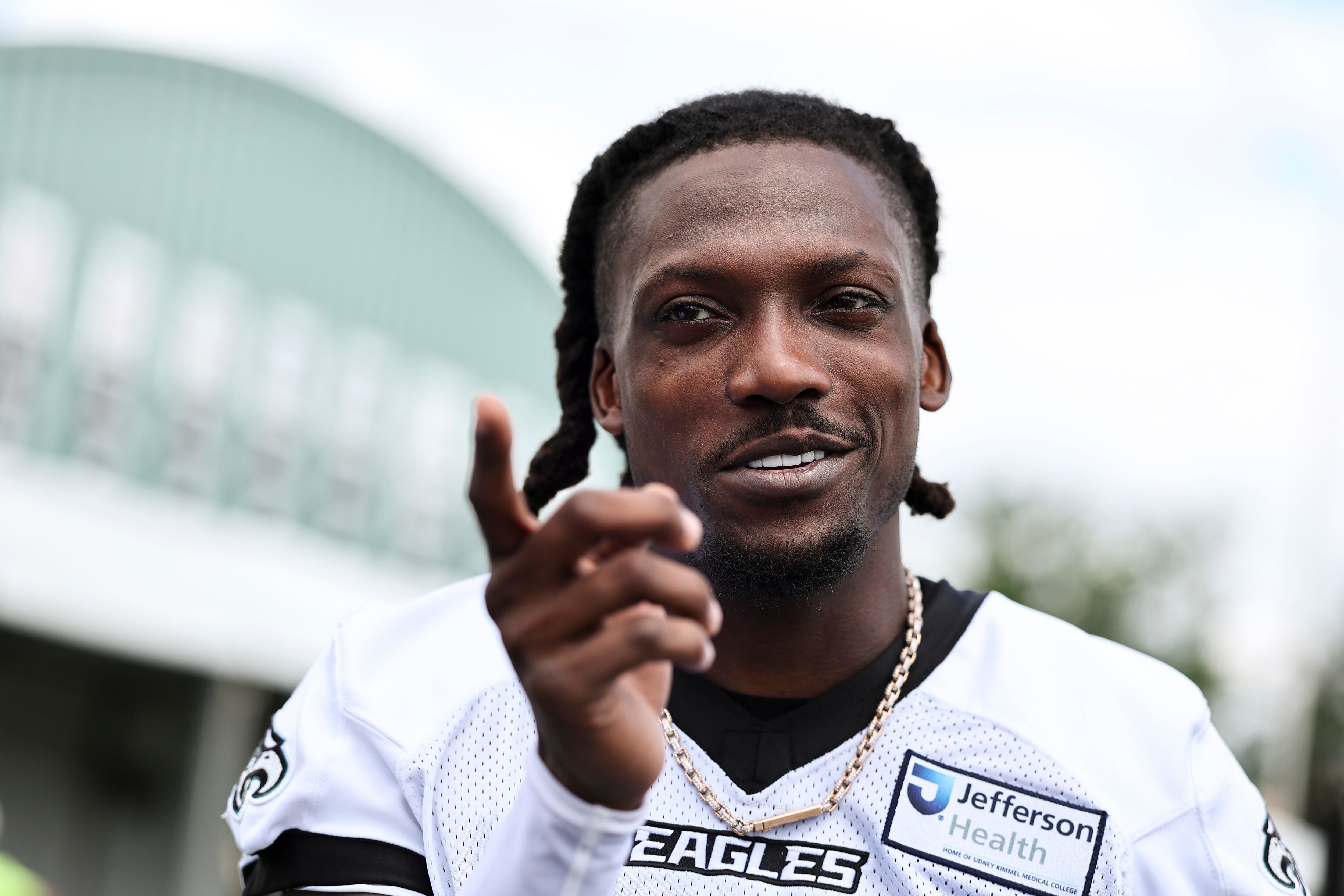 After meeting a legend, ‘rare guy’ Riq Woolen is even more fired up about being an Eagle