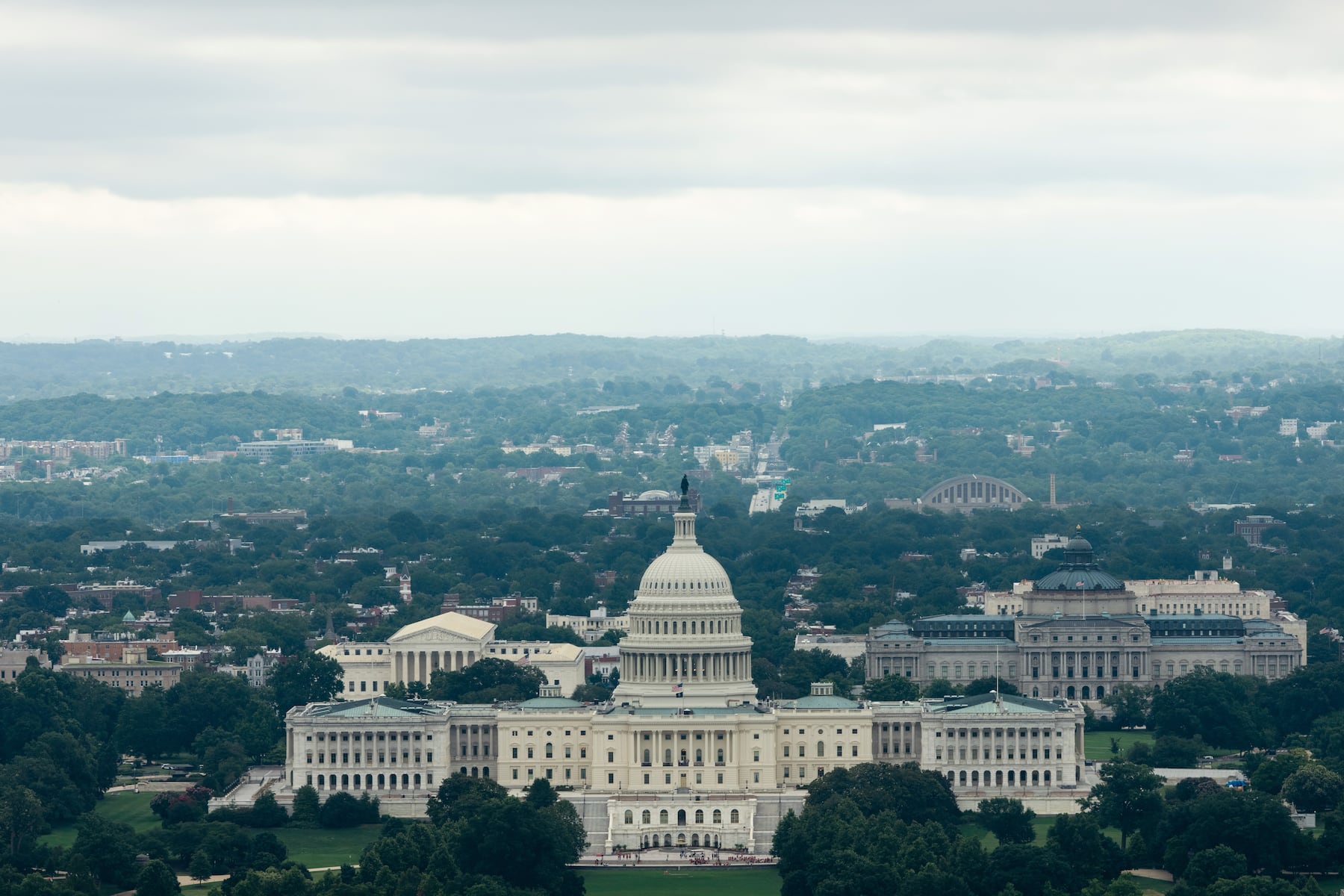 Americans give Republicans and Democrats brutal ratings on #1 issue: New poll