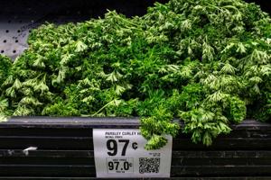 Vast produce supply chain complicates tracking cyclospora in Missouri