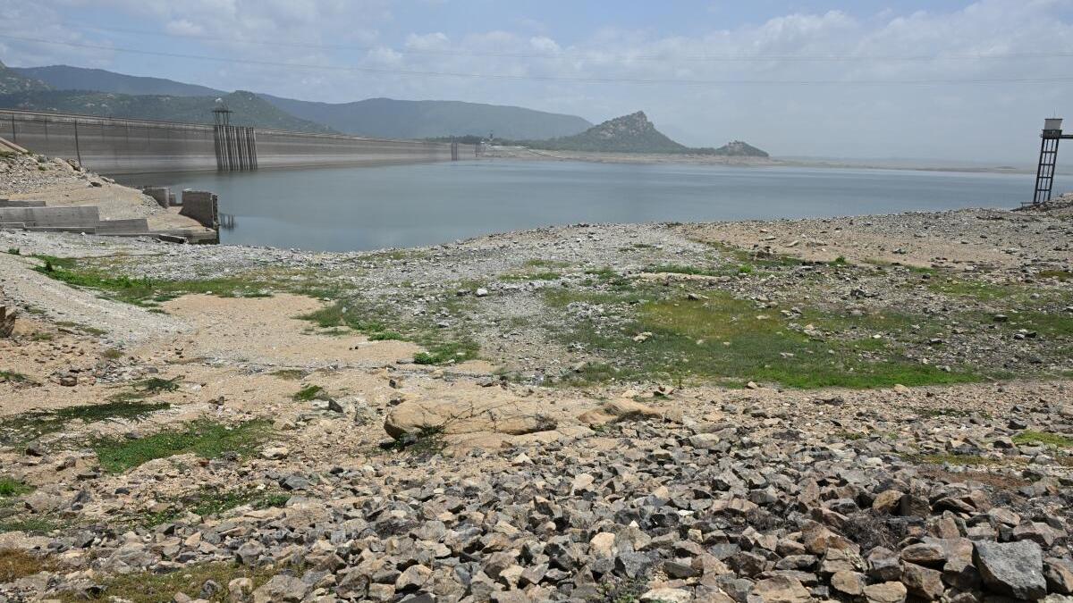 No water release from Mettur Dam for canal irrigation on scheduled date