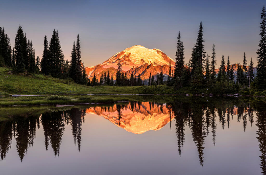 ‘Get here early’: Crowds form at Mount Rainier as visits boom