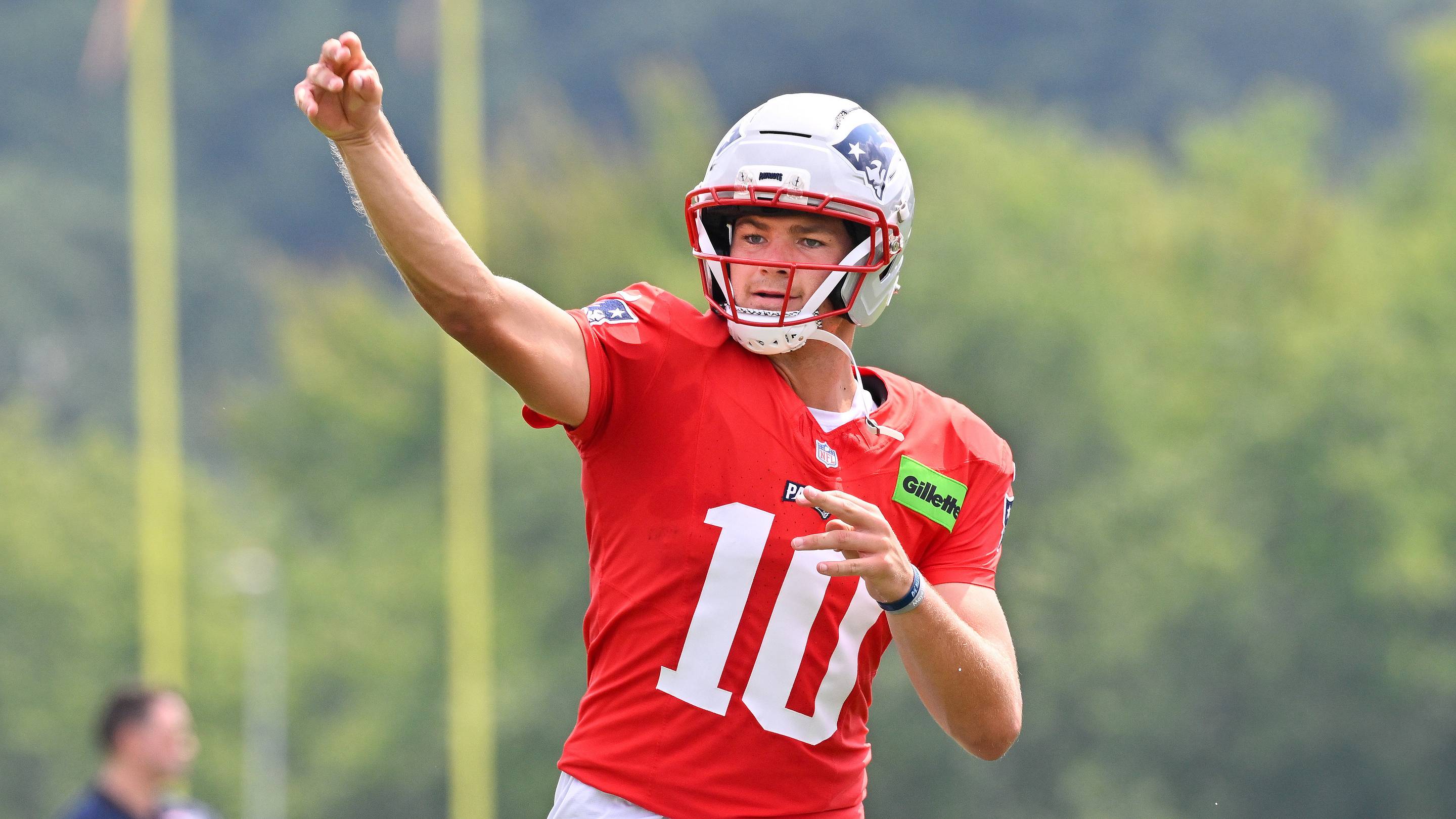 Drake Maye's Training Camp Accuracy Can Take Patriots Offense to Another Level