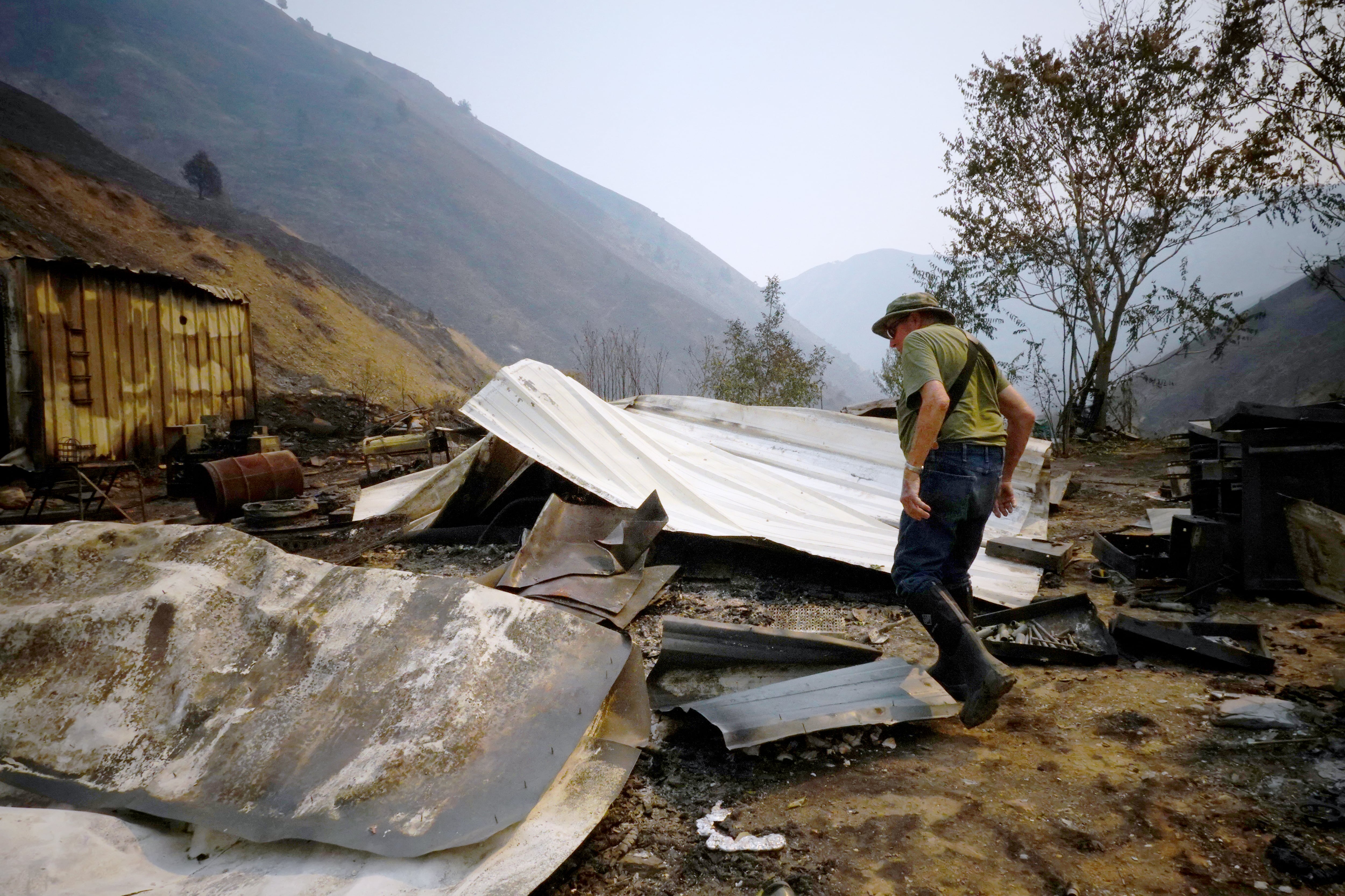 OPB’s First Look: Huntington reels after Fox Fire