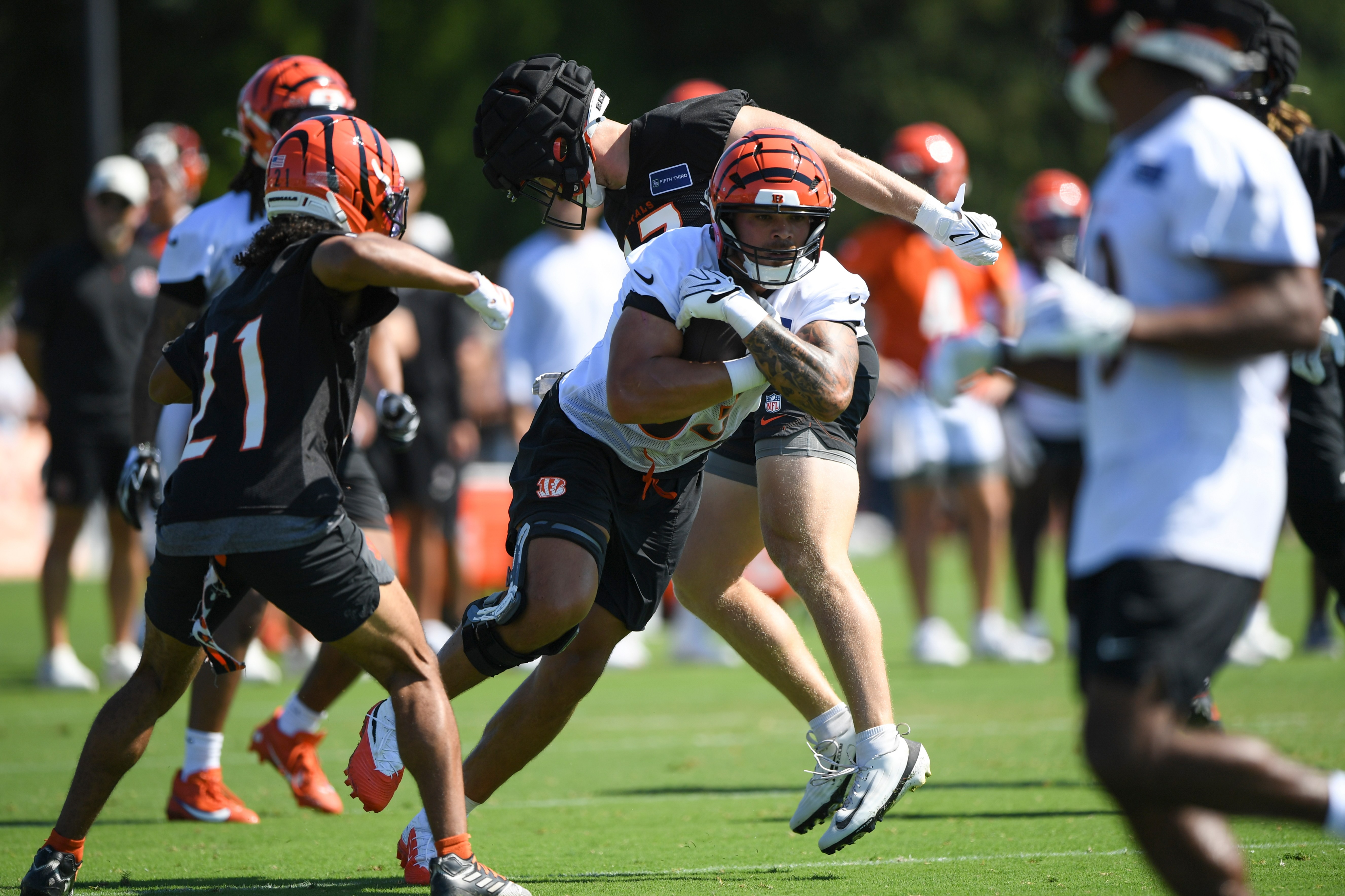 Bengals tight end’s injury-return confidence buoyed after being hit by truck: ‘Oh, I’m back’