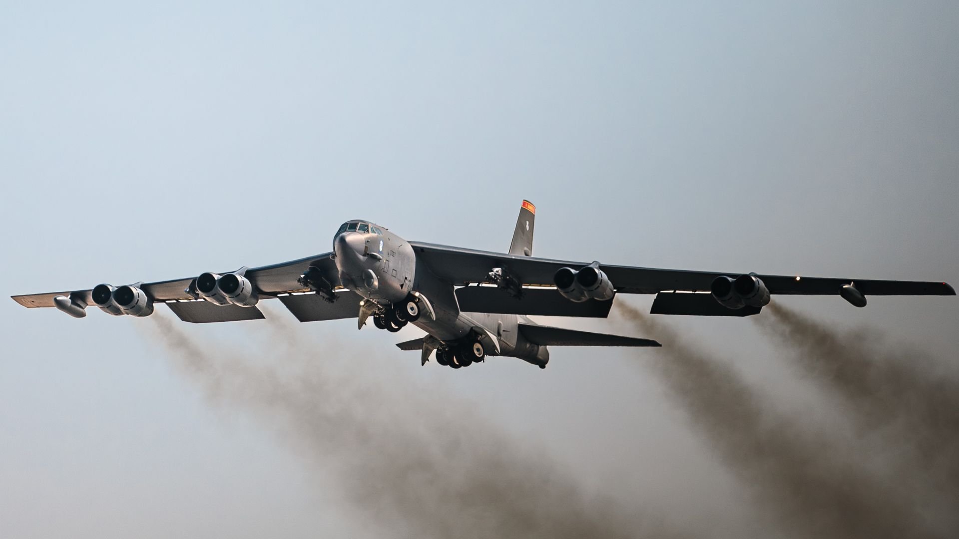 B-52 modernization effort sees delays, rising costs, watchdog finds