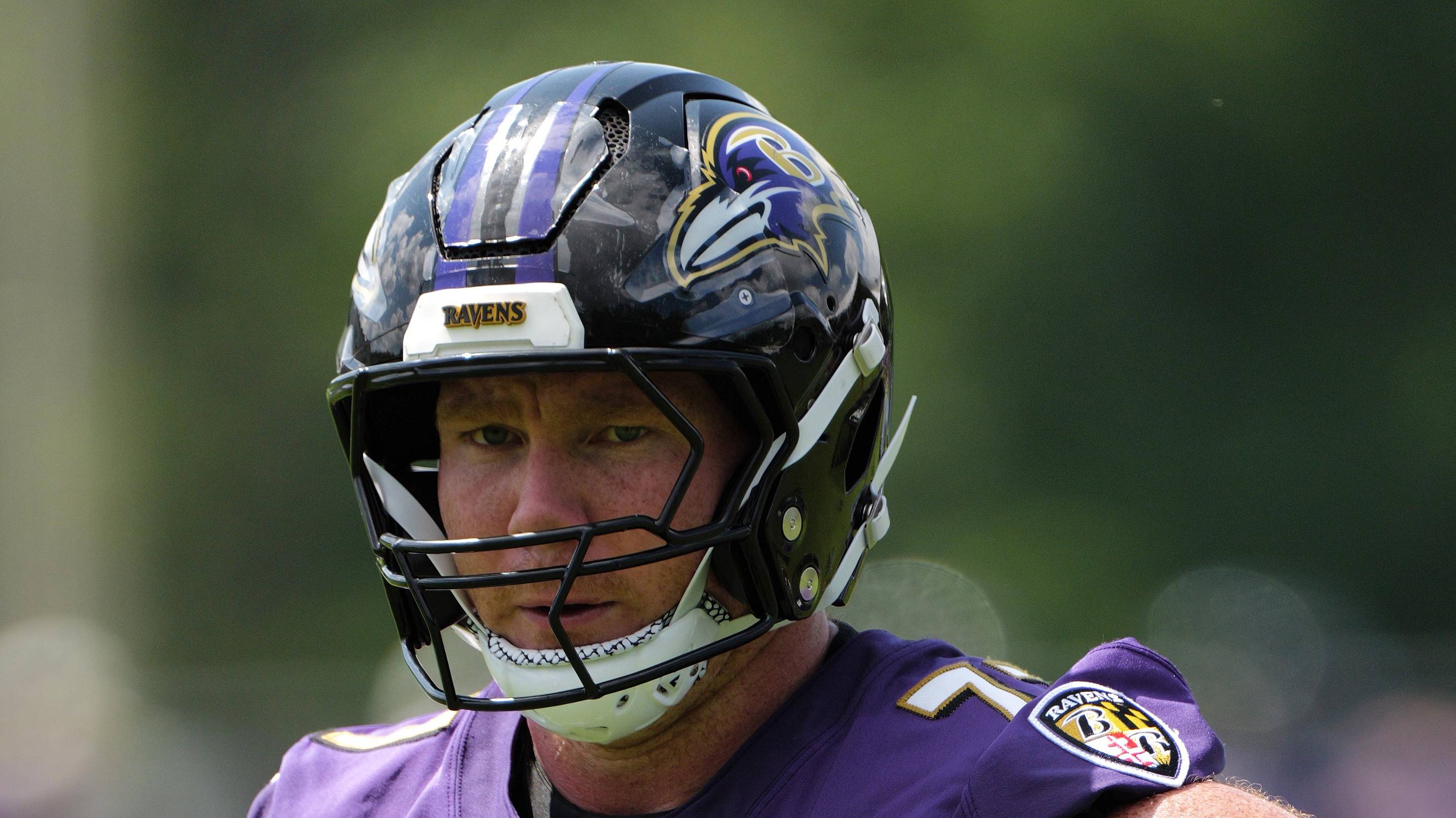 Inside Ravens Starting Center Competition Between Danny Pinter and Ethan Pocic
