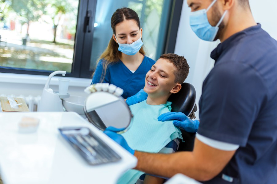 Liquid could be answer to stop cavities without drilling, study finds
