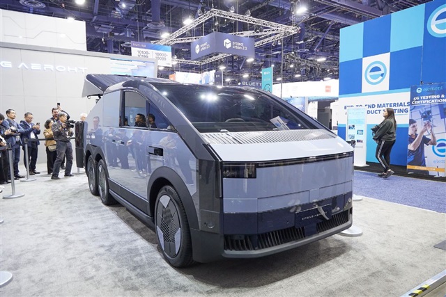 Research Insight: AIDVs reshape smart cars with world models and agents