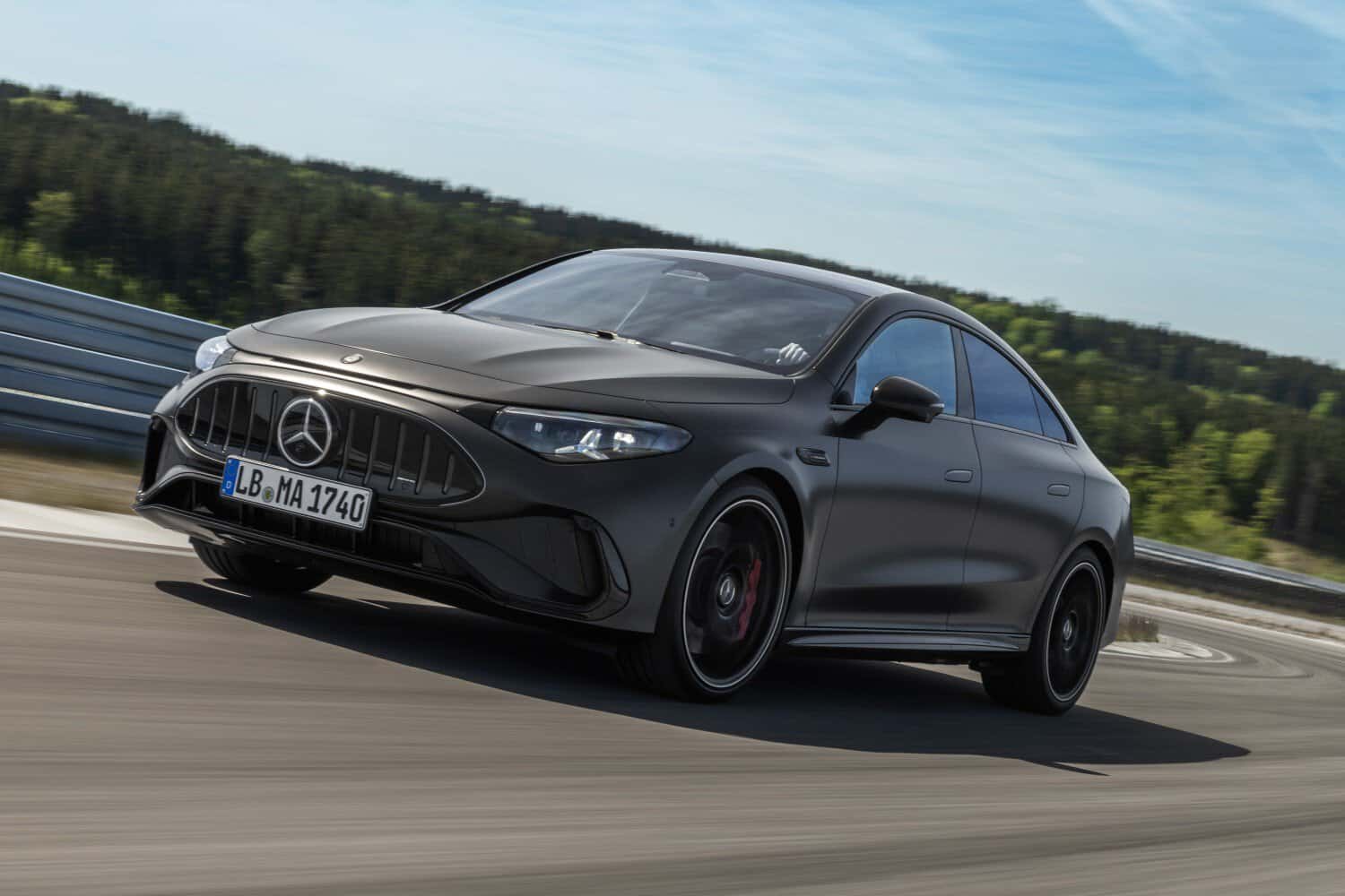 Brutal 500kW Mercedes-AMG CLA 45 breaks cover