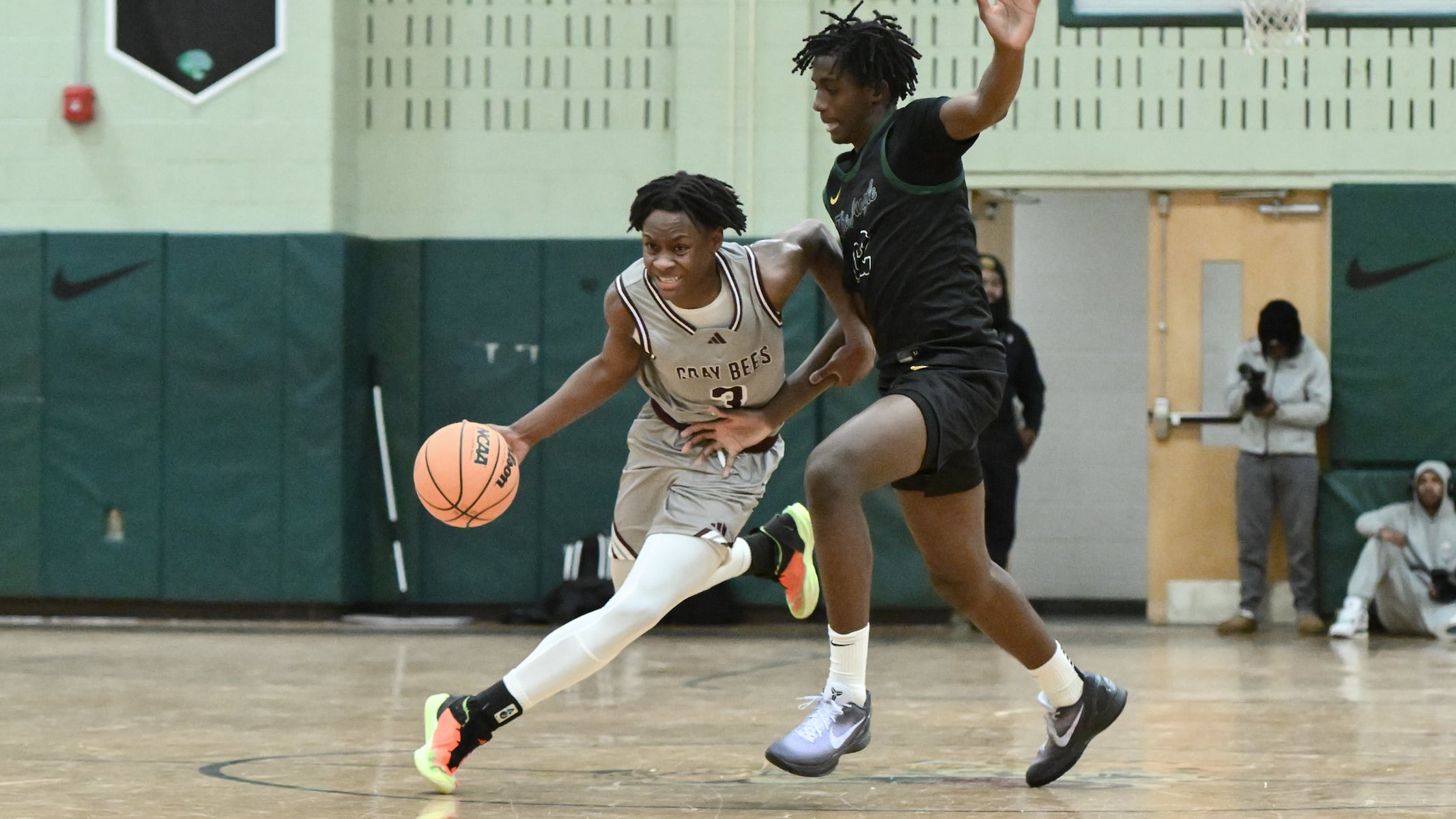 Record-setting N.J. basketball star transfers again, lands at No. 6-ranked program in America
