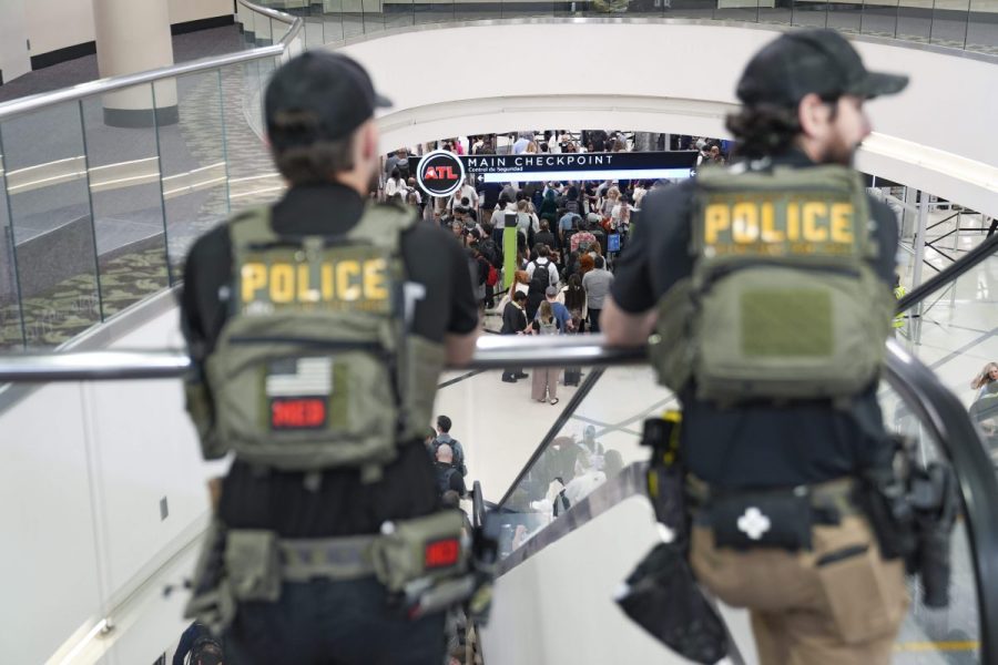 ICE surge expands across US, airports as crackdown on migrants grows