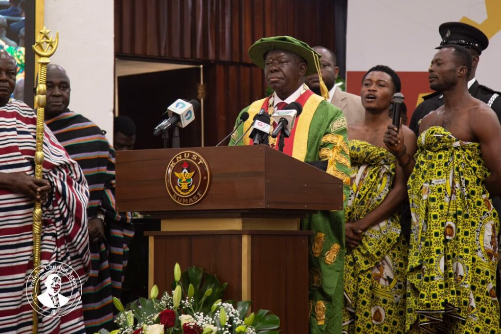 Otumfuo urges KNUST’s new Vice-Chancellor to lead through dialogue, not command