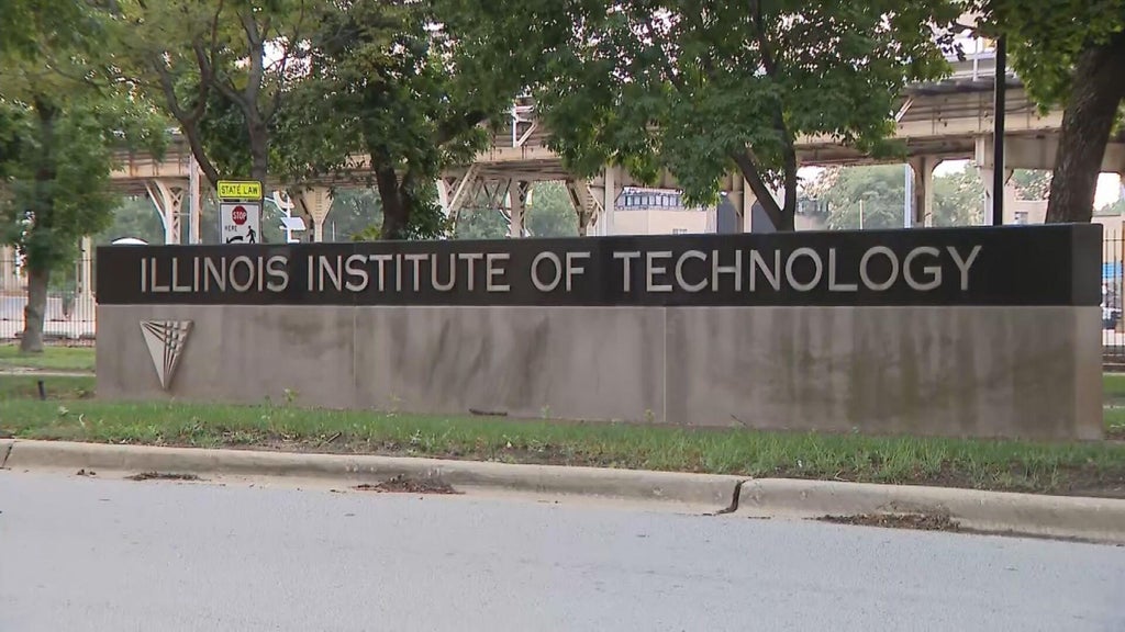 Illinois Institute of Technology lays off about 160 faculty, staff members, reports say
