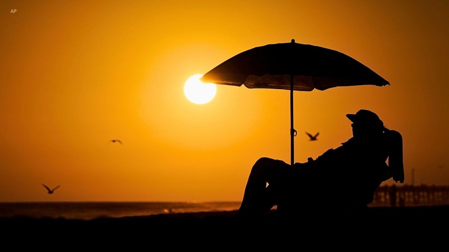 Southern California heat wave continues with triple-digit temperatures