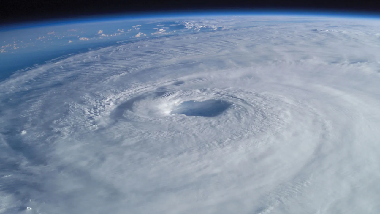 US study flags hurricane rapid intensification, may give 5-day warnings