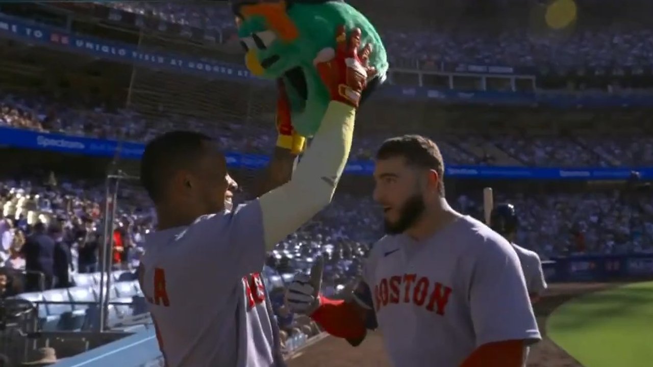 Red Sox’s Rafaela and Abreu crush back-to-back home runs vs. Dodgers