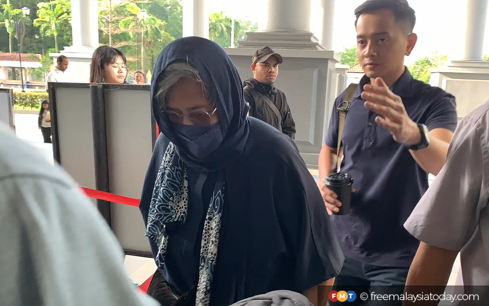 Prosecution objects to stay application by Daim’s daughter