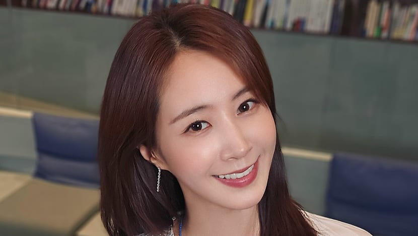 Girls' Generation member Yuri to leave longtime agency SM Entertainment after 19 years