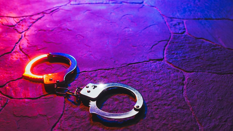 Woman armed with knife robs Mesa bank, arrested by police