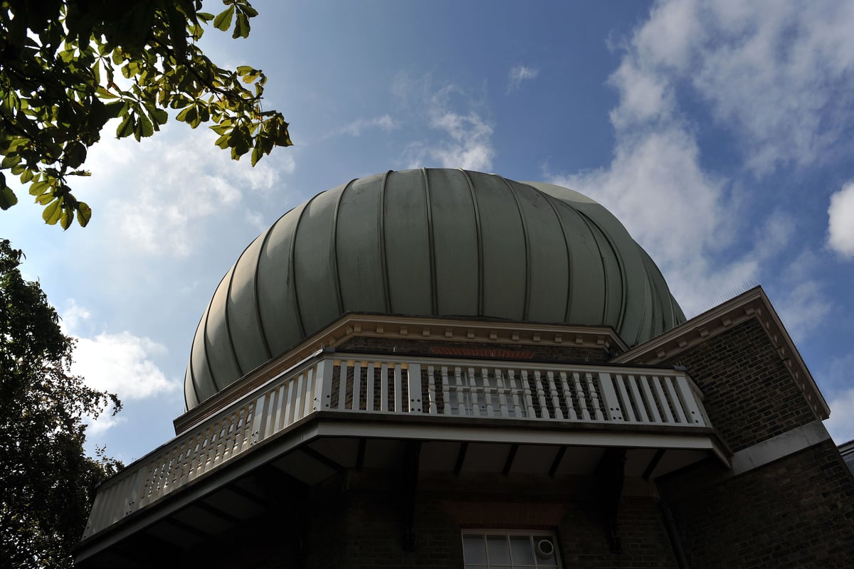 London's Royal Observatory staff to strike over pay on day of eclipse