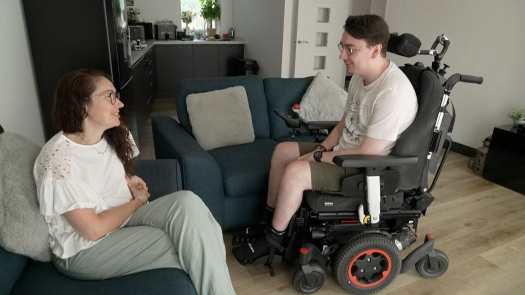 Student quits university due to epilepsy medicine shortages