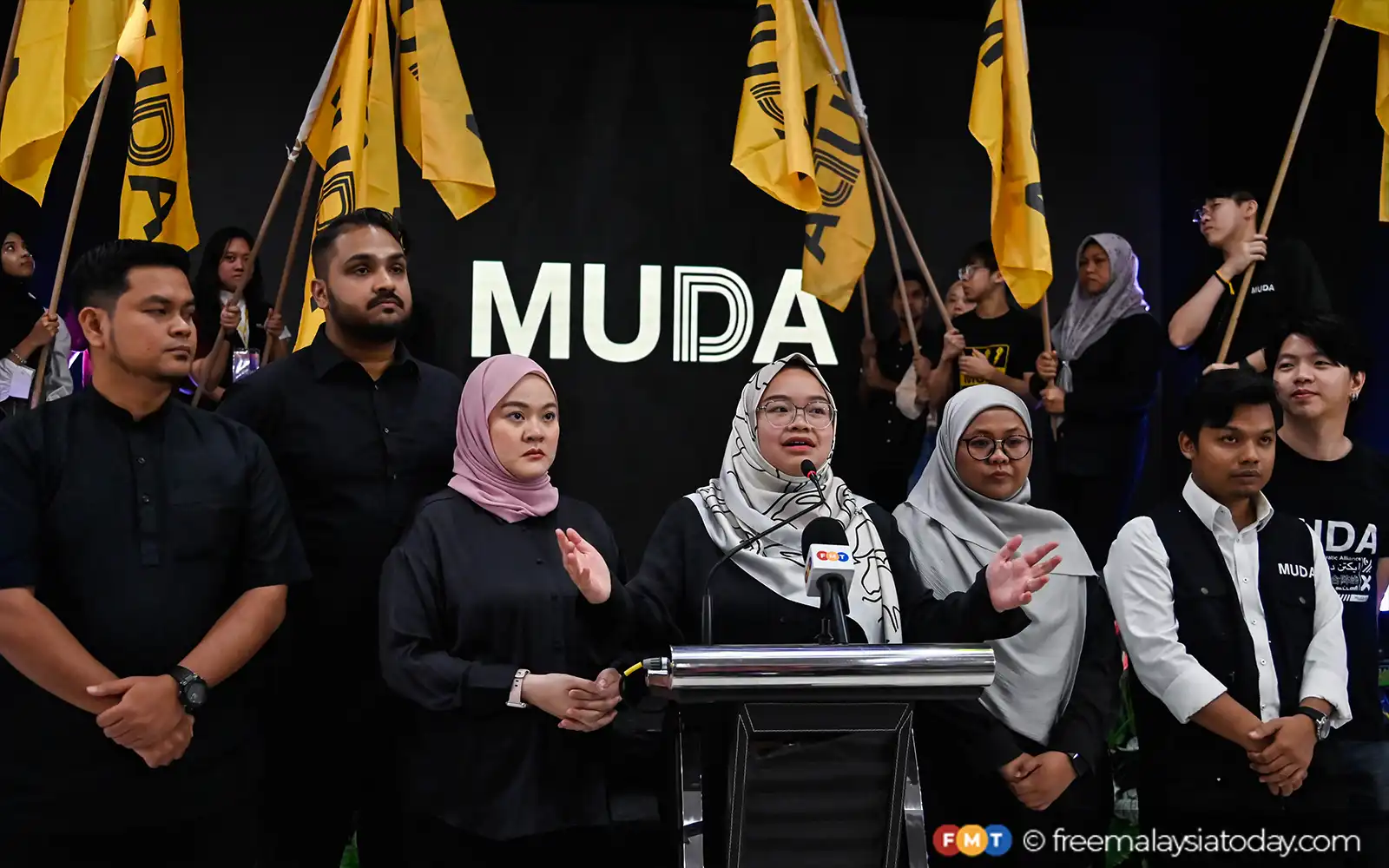 Muda bidas sikap ‘ego’ pembangkang selepas perpecahan PN, pakatan BN