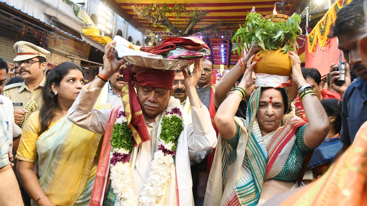 Telangana Governor offers prayers at Ujjaini Mahankali Temple in Secunderabad