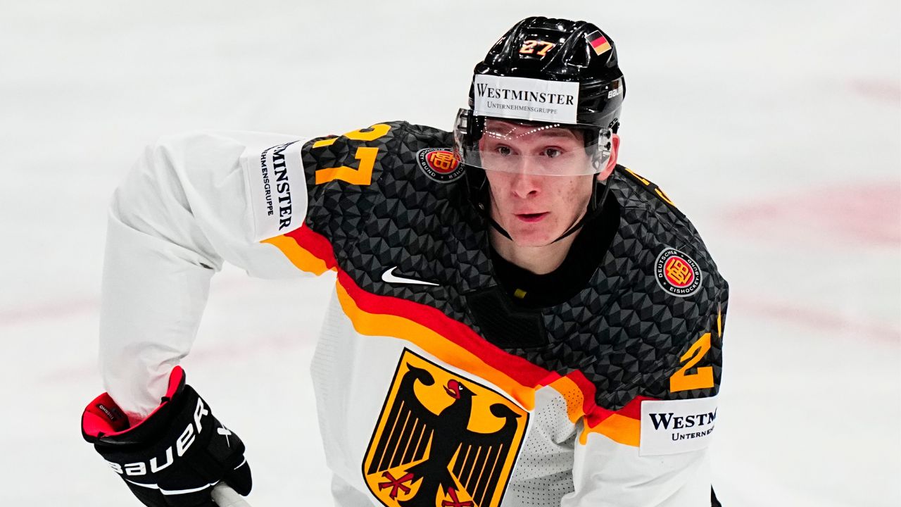 Montreal Canadiens sign defenceman Szuber to one-year contract