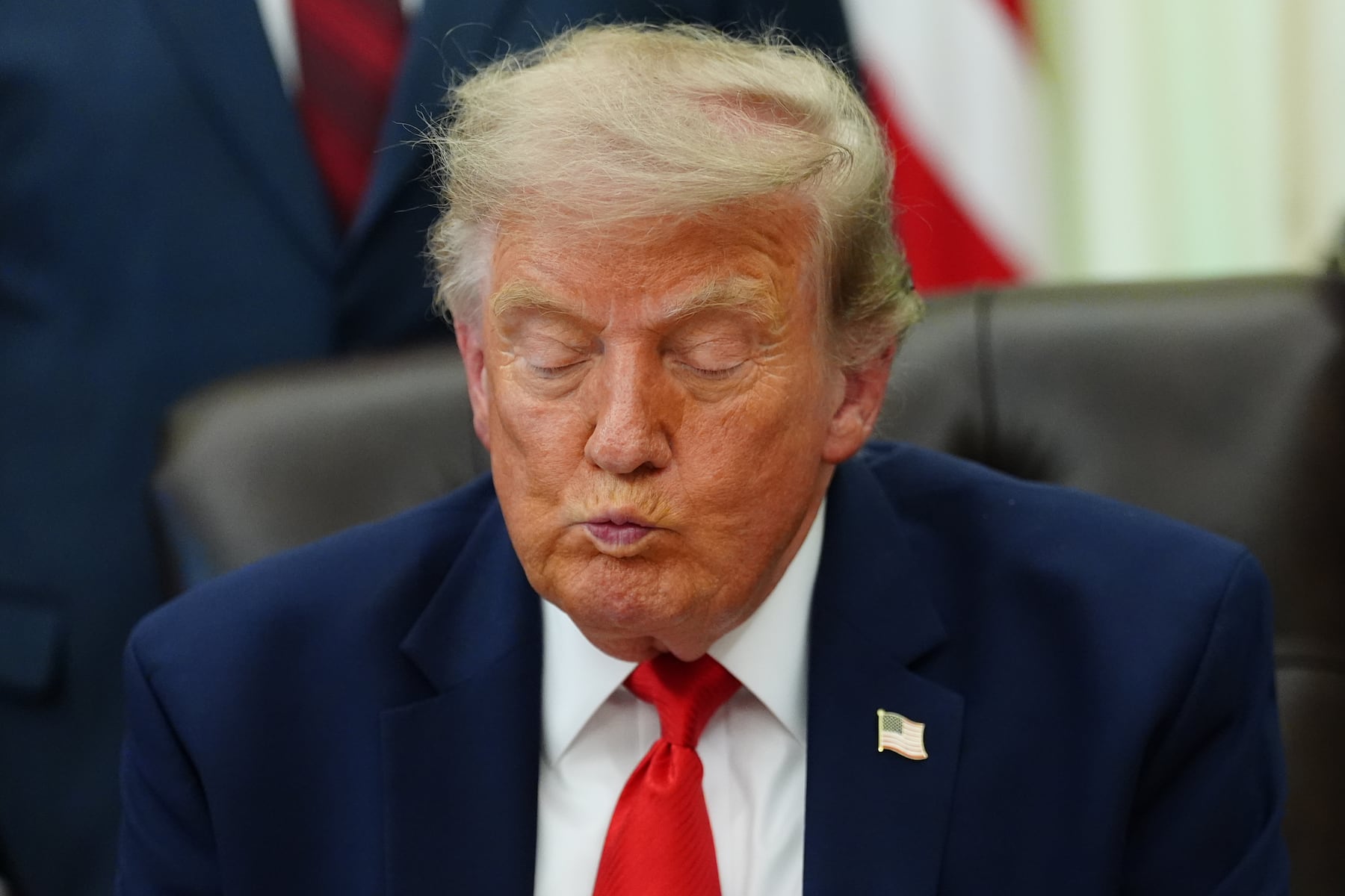 Trump dismisses ‘fake’ polls with sweeping claim about his popularity