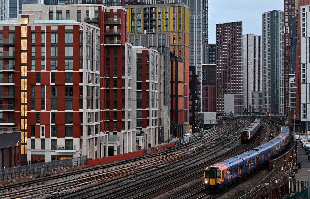 South Western Railway launches crackdown on 'short faring' at two major London stations