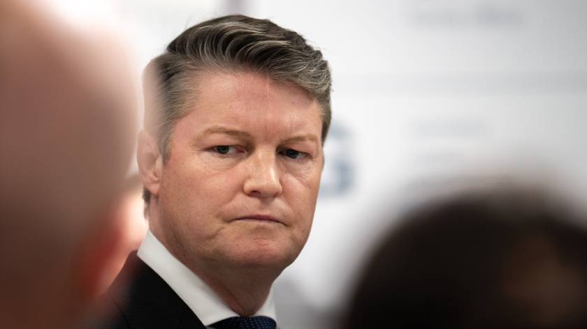 Coalition pips Labor in first new poll after Vic leadership spill