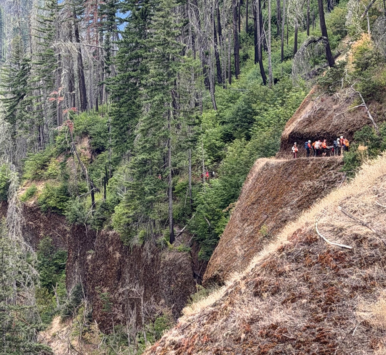 Teenager dies after fall at popular Columbia Gorge hike