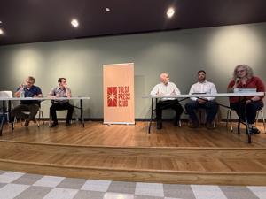 District 7 City Council candidates answer questions at forum