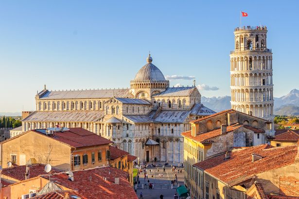 Tuscany rocked by 'strong' earthquake as people flee buildings in Pisa and Lucca