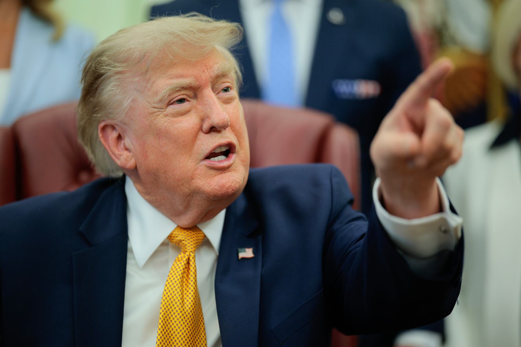 New details emerge on mysterious box brought to White House after wild Trump attack