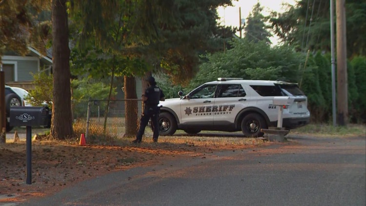 Man charged in fatal Bonney Lake stabbing claimed he owned Costco, came from the future