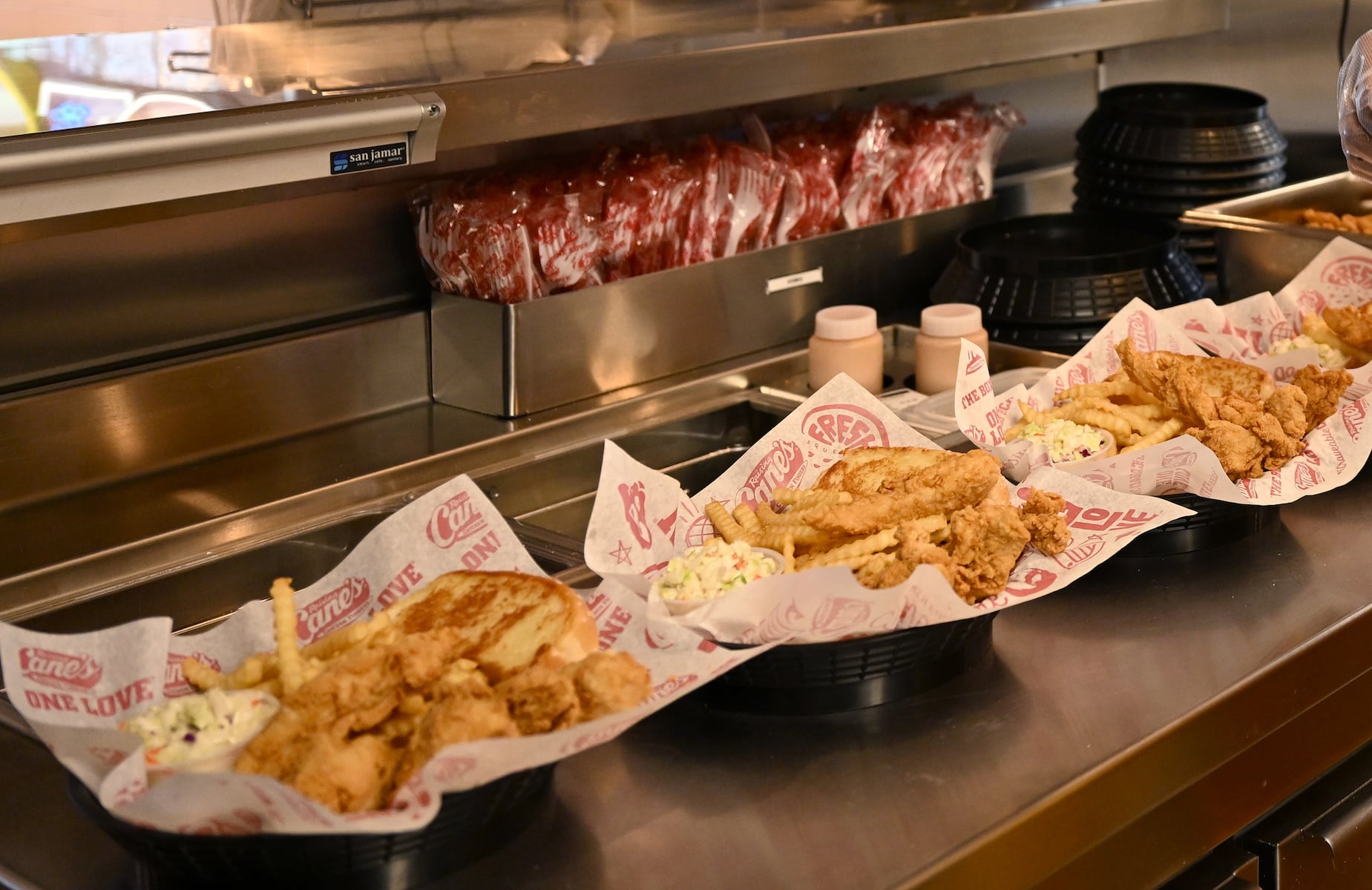 More Raising Cane's locations are coming to Oregon. Here's where to find them