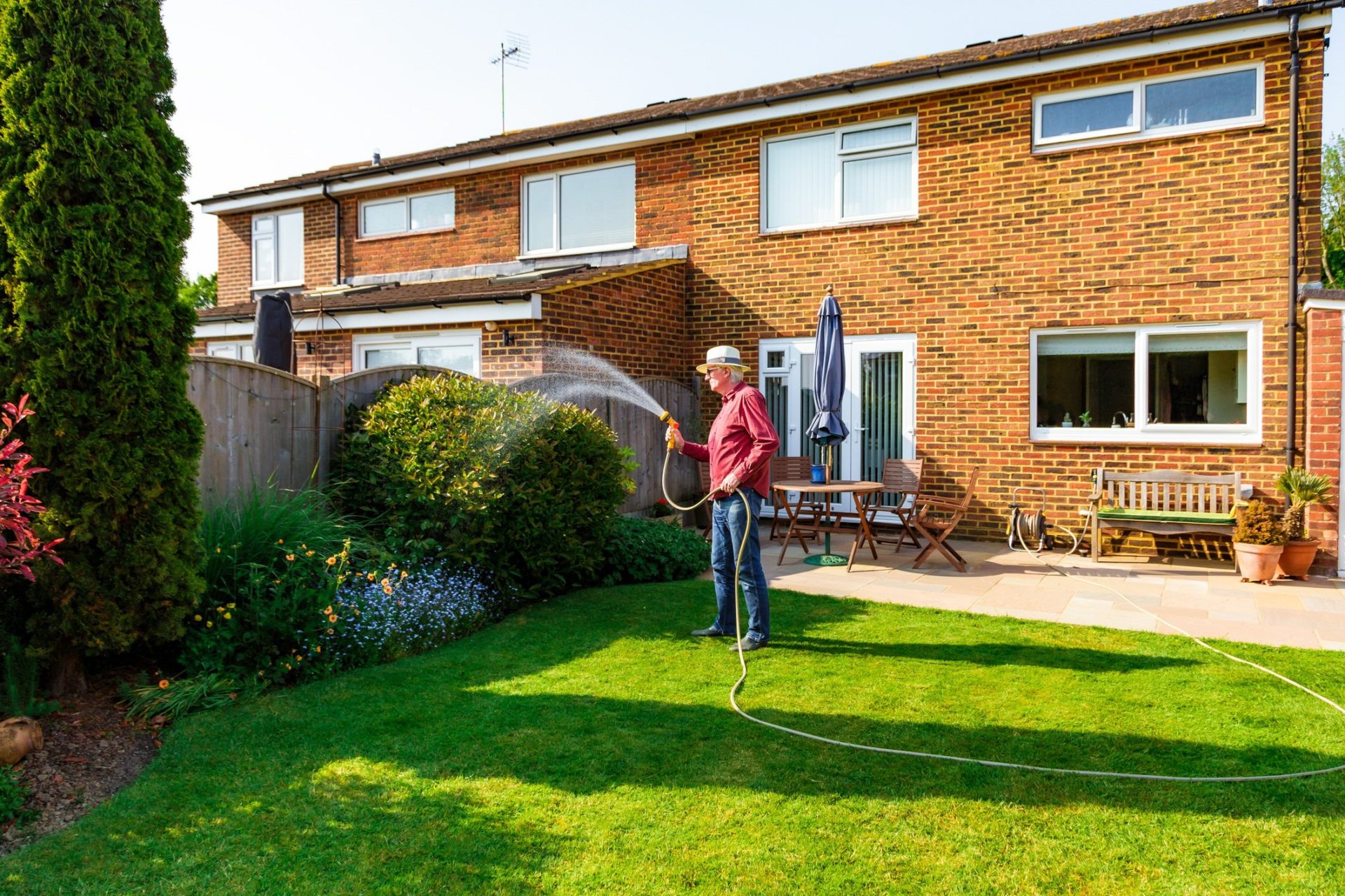 ‘I’ve filled two paddling pools today’: The neighbours at war over hosepipe bans