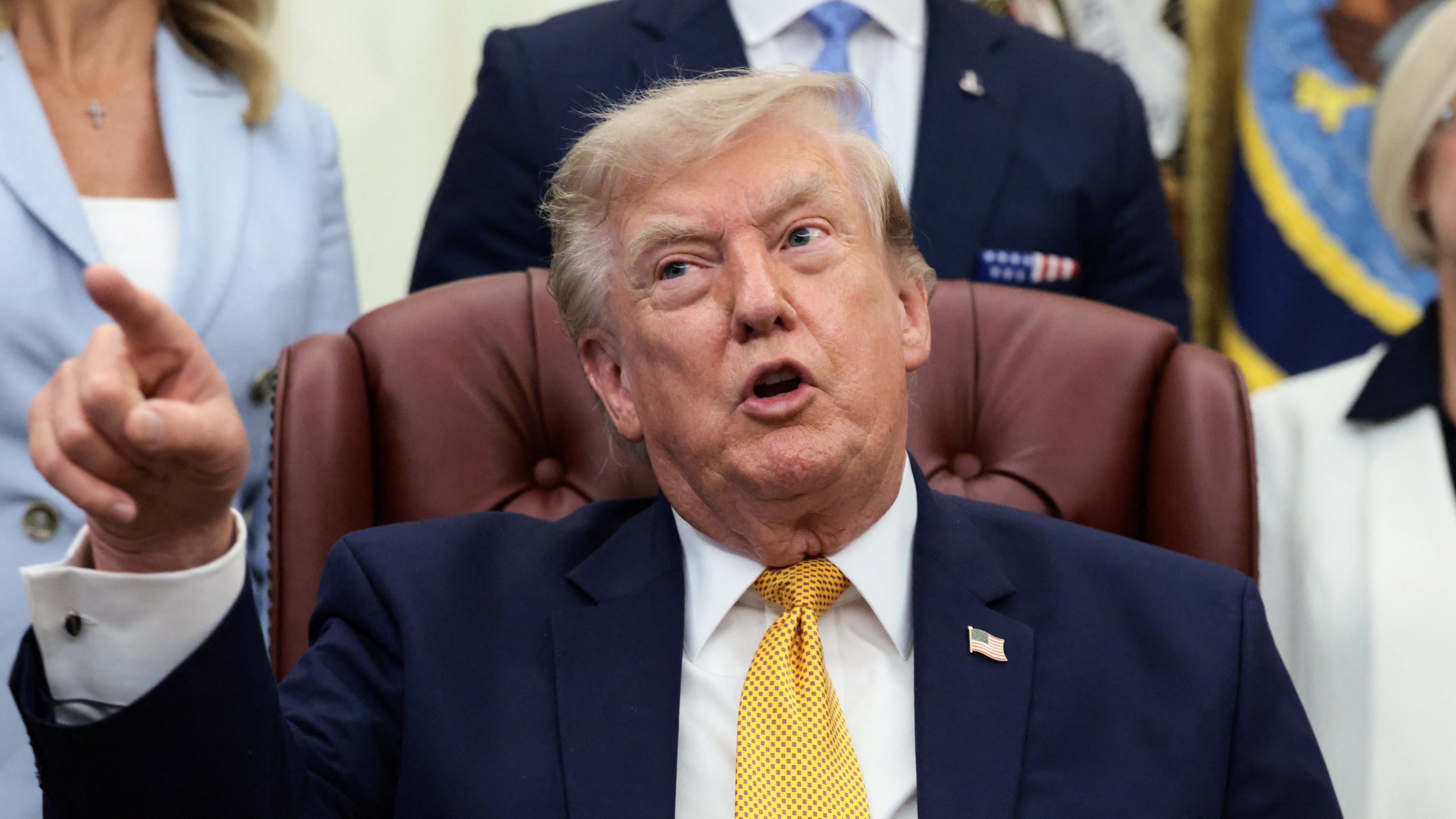 Trump Praises Scotts Miracle-Gro After White House and D.C. Lawn Project
