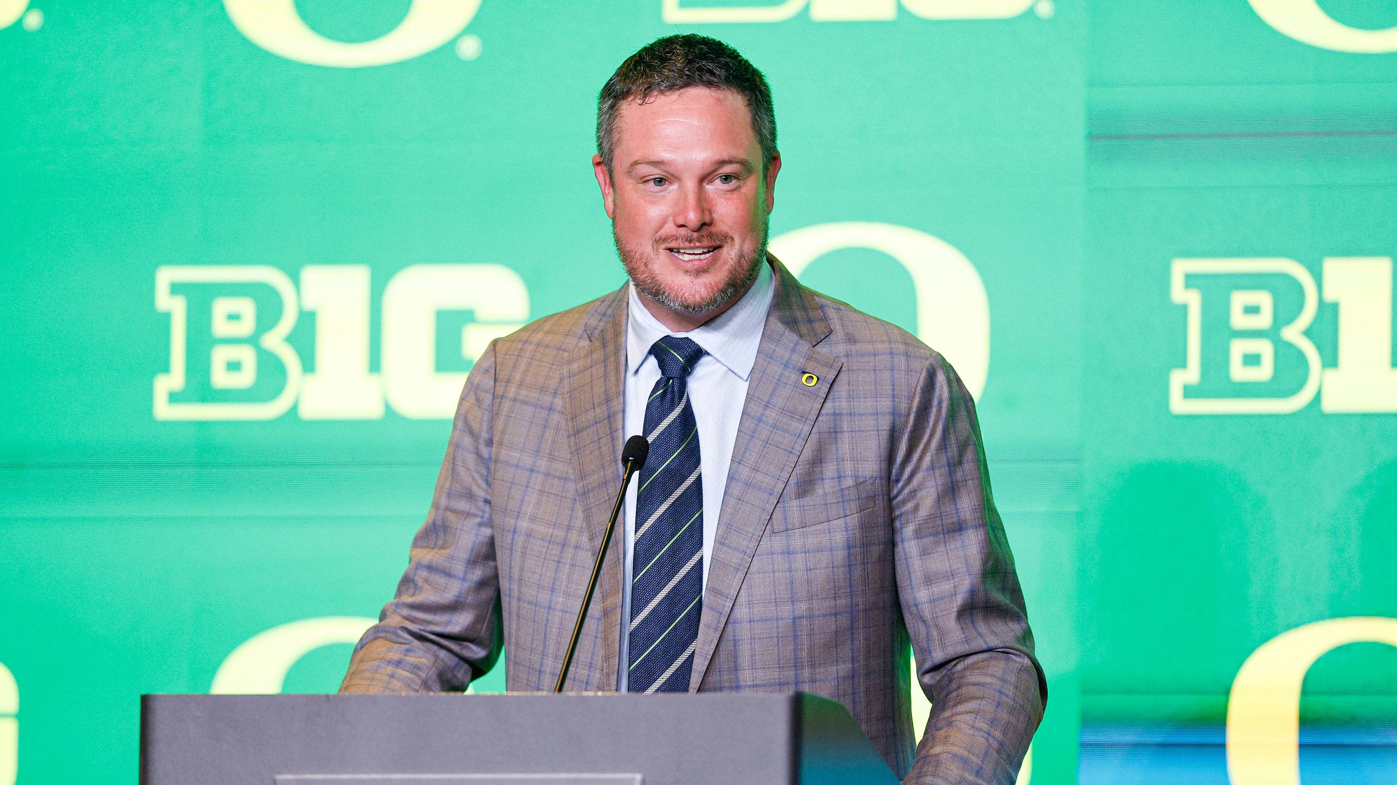 Dan Lanning Speaks Candidly on NIL and College Football's Evolving Landscape