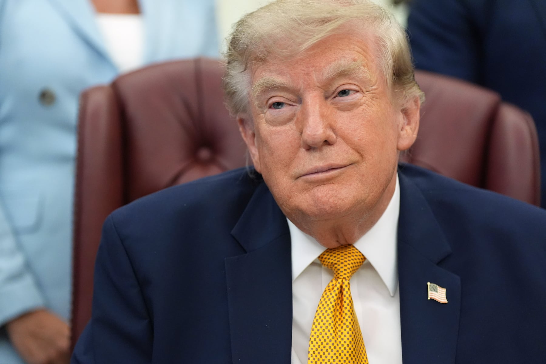 Trump gives the economy on the A+. But Americans say differently