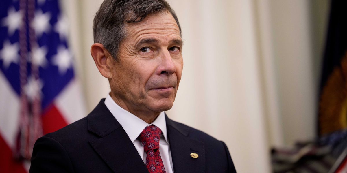Pro-amnesty Utah Republican introduces last-ditch bill to import more migrants