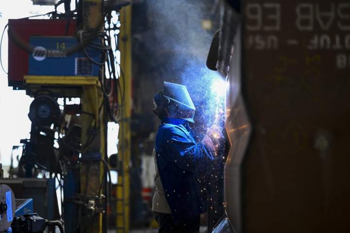 Tariffs led to price changes for majority of Canadian businesses: KPMG poll