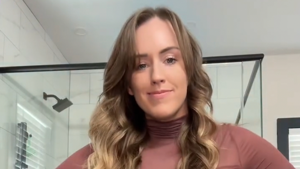 Jen Hamilton Acknowledges 14th Wedding Anniversary Amid Messy Split