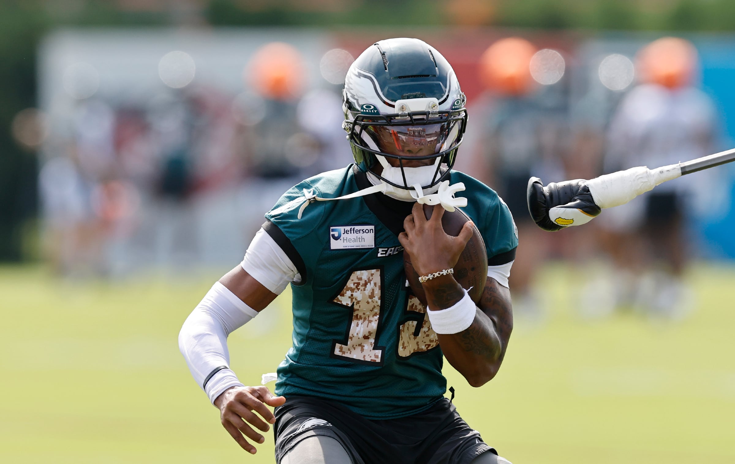 Eagles practice observations: Dontayvion Wicks likely WR2; Truth-telling Vic Fangio; Eli Stowers’ education