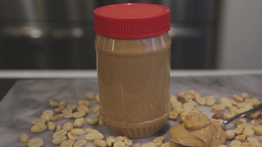 A unique way to cure food allergies – and more health headlines