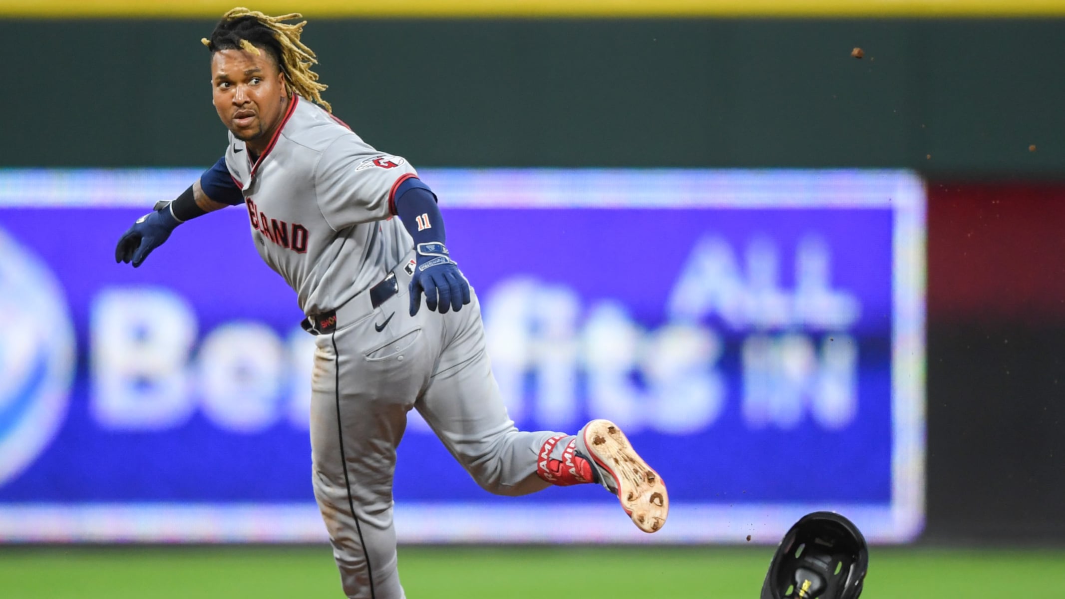 Jose Ramirez misses second straight game with soreness in left hand